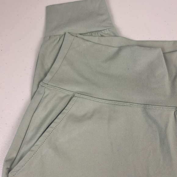 Sincerely Jules Lux High Waisted Jogger with Pockets. NWT!‎ Beautiful Jogger! - Picture 6 of 10